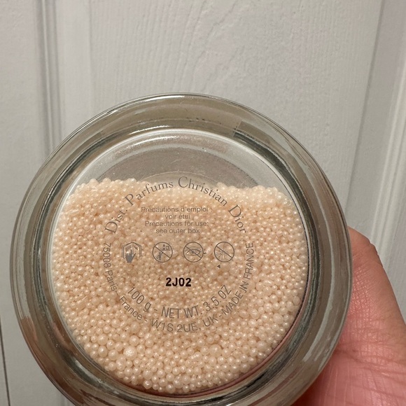Miss Dior bath pearls - Picture 3 of 5
